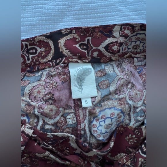 Bohemian Wide Leg Pant. Red Pattern. Size small. - Picture 4 of 6